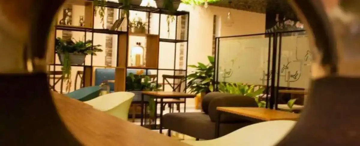 EcoHub Hotel Medellín en El Poblado