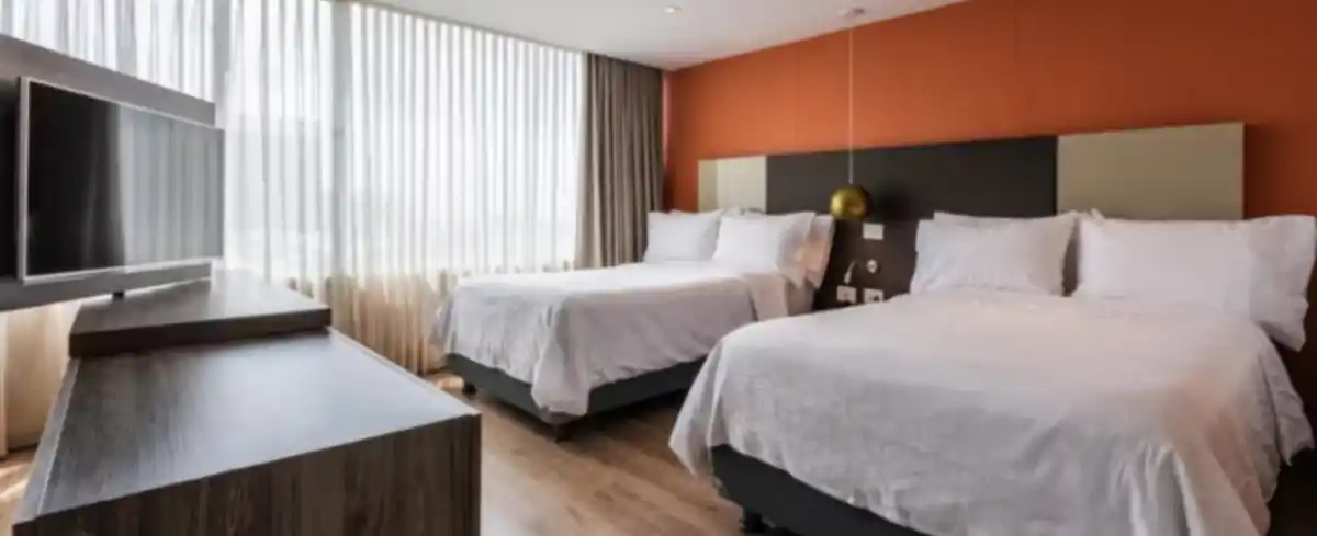 Habitación estándar tipo suite en Holiday Inn Express & Suites Medellín