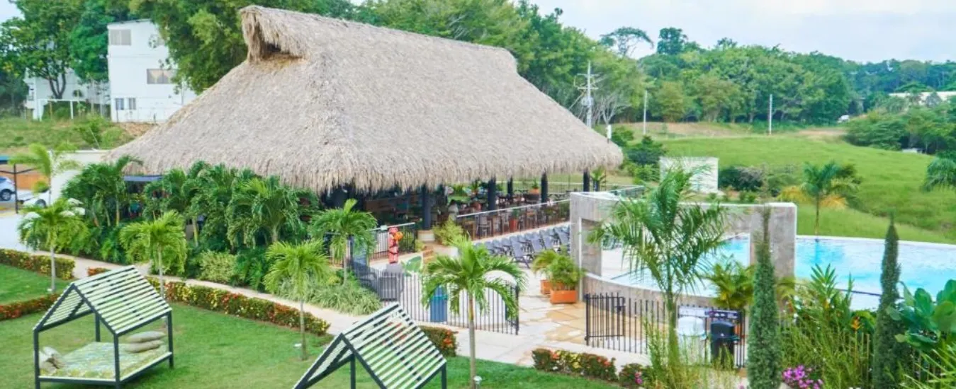 Naturaleza y zonas verdes en Hotel Arbóreo Doradal