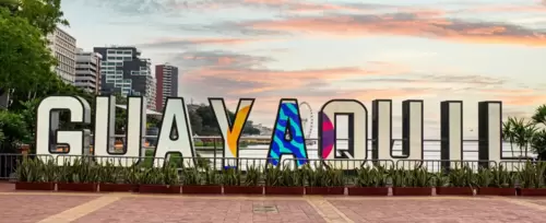 Viajes a Quito y Guayaquil <br>desde Colombia 2025