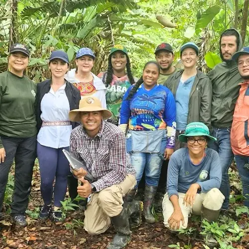 Nuevas experiencias con comunidades locales