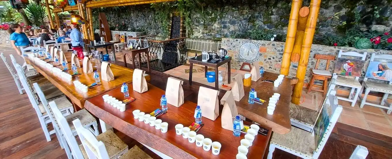 Cafe en Jardin