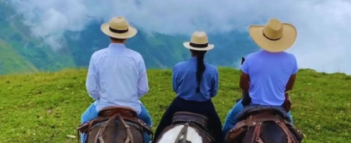 Tour Paseo a Caballo desde Medellin