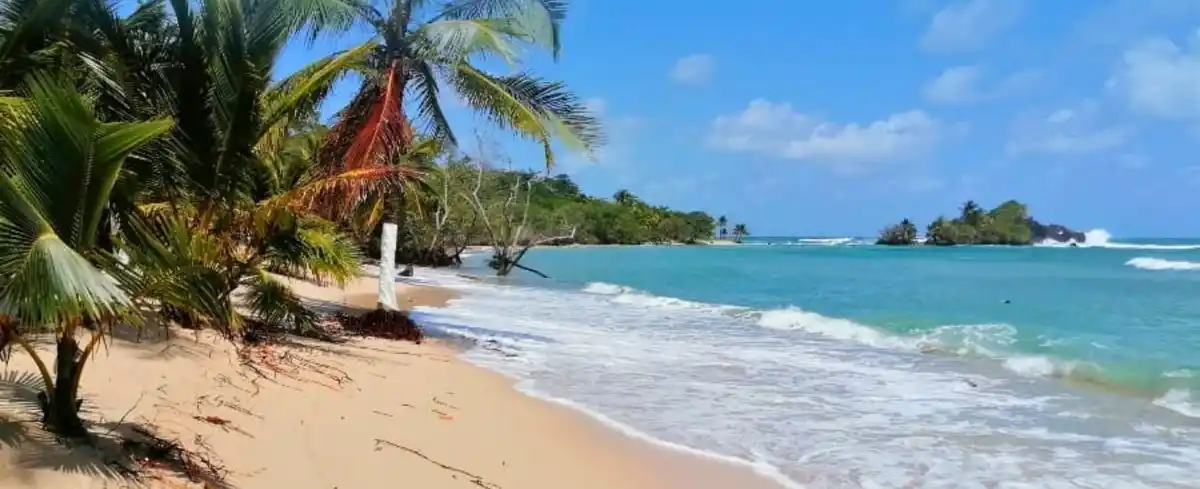 Viajes a Nuqui Colombia